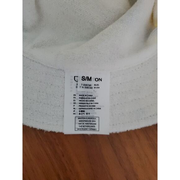 Brixton x Coca-Cola Good Day Rock ‘N’ Roll Classics Reversible Bucket Hat S/M - Picture 10 of 10